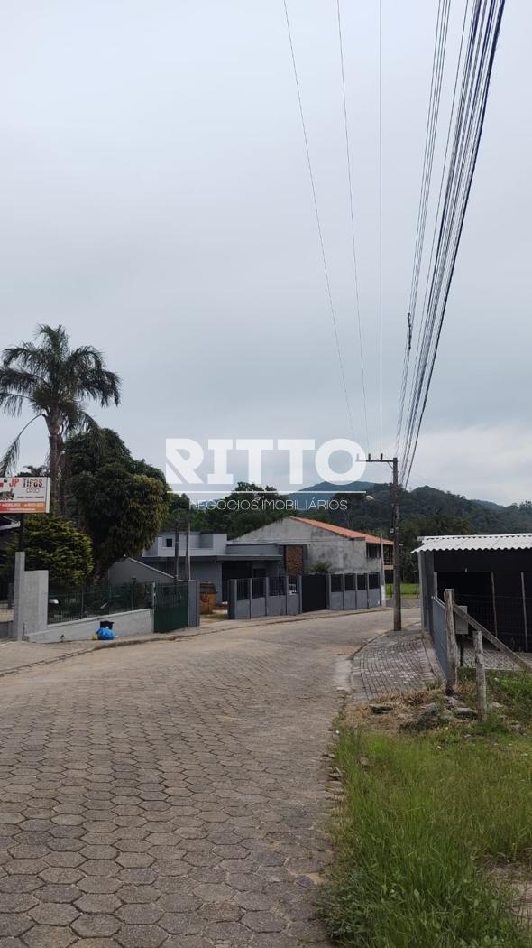 Lote/Terreno de 888m² no bairro KREQUER, em São João Batista | Eu Corretor