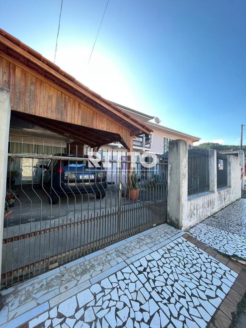 Casa de 5 quartos, 285m² no bairro CARMELO, em São João Batista | Eu Corretor