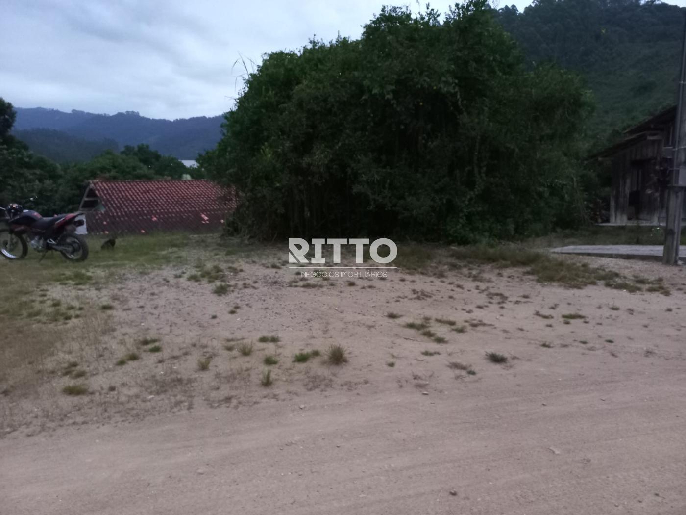 Fazenda/Sítios/Chácaras de 170m² no bairro TRÊS BARRAS, em Major Gercino | Eu Corretor