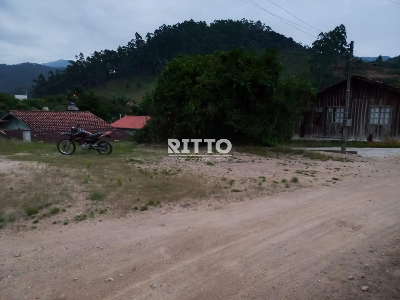 Fazenda/Sítios/Chácaras de 170m² no bairro TRÊS BARRAS, em Major Gercino | Eu Corretor