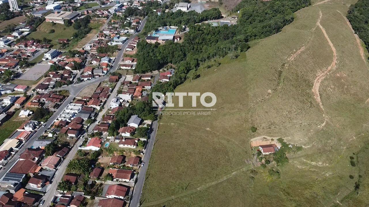 Fazenda/Sítios/Chácaras de 30000m² no bairro CARMELO DE DENTRO, em São João Batista | Eu Corretor