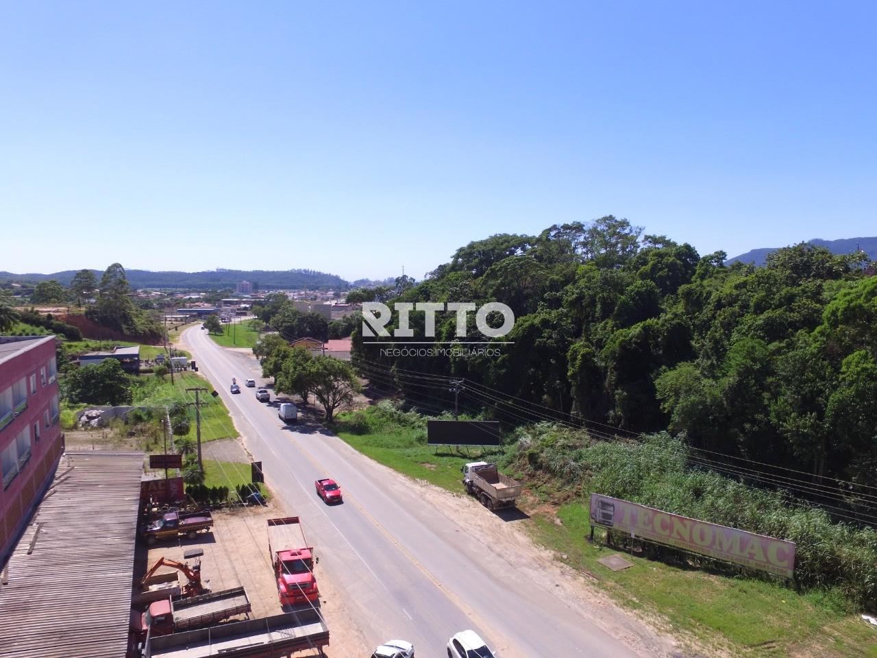 Lote/Terreno de 9258m² no bairro CENTRO, em Canelinha | Eu Corretor