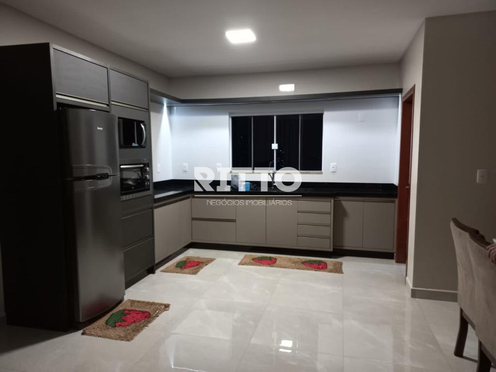 Casa de 3 quartos, 1115m² no bairro GALERA, em Canelinha | Eu Corretor