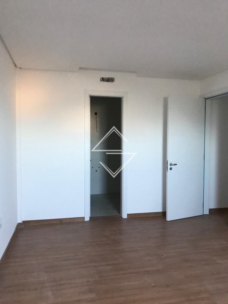 Apartamento à venda com 4 quartos, 153m² - Foto 7