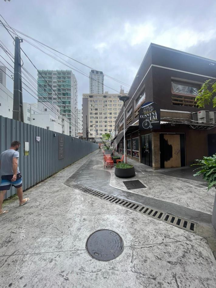 Loja / Salão / Ponto Comercial de 640m² no bairro Centro, em Balneário Camboriú | Eu Corretor