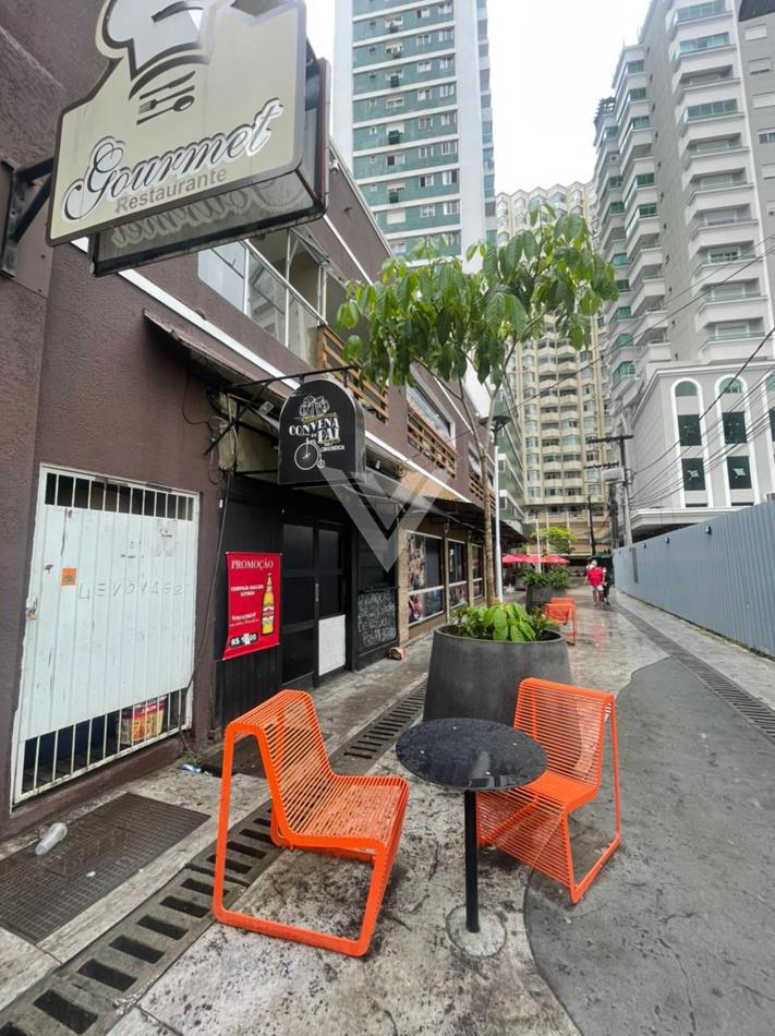 Loja / Salão / Ponto Comercial de 640m² no bairro Centro, em Balneário Camboriú | Eu Corretor