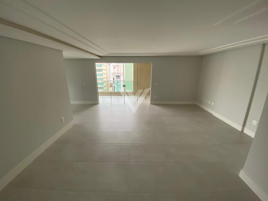 Apartamento de 4 quartos, 153m² no bairro Meia Praia, em Itapema | Eu Corretor