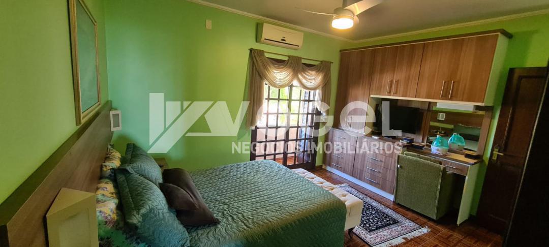 Casa à venda com 3 quartos, 220m² - Foto 22