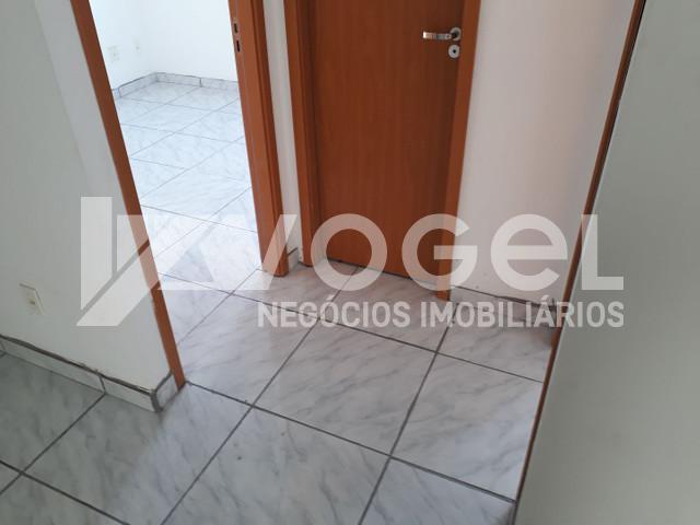 Apartamento à venda com 2 quartos, 70m² - Foto 5