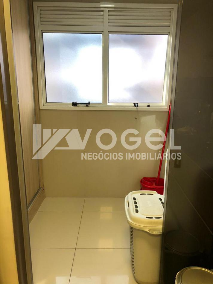 Casa à venda com 3 quartos, 206m² - Foto 14