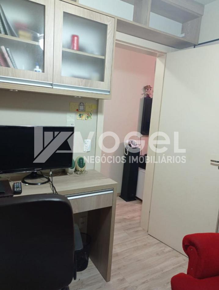 Apartamento à venda com 3 quartos, 87m² - Foto 2