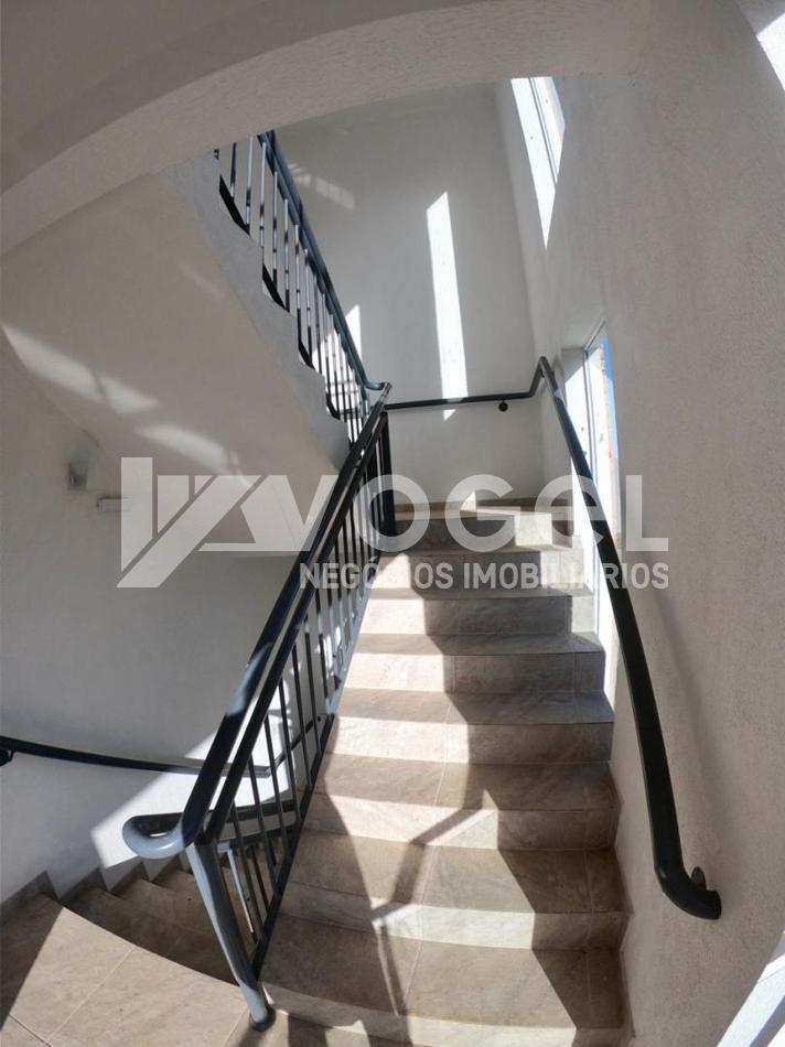 Apartamento à venda com 2 quartos, 95m² - Foto 23