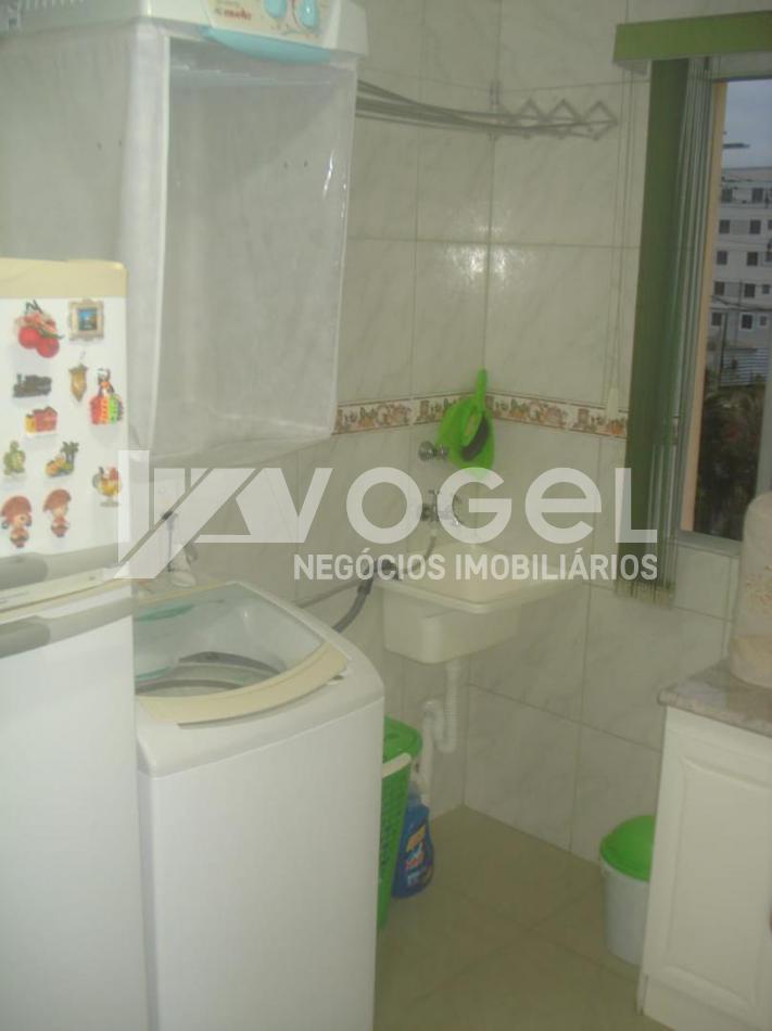 Apartamento à venda com 2 quartos, 49m² - Foto 2