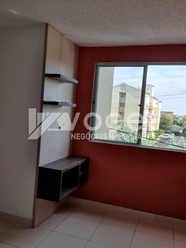 Apartamento à venda com 2 quartos, 42m² - Foto 2