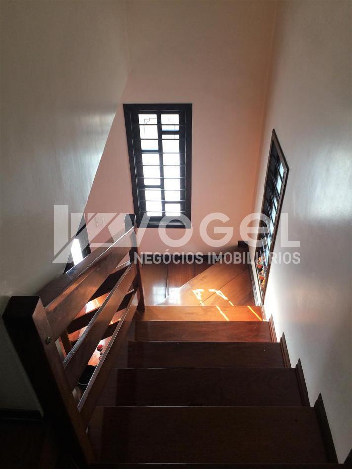 Casa à venda com 3 quartos, 244m² - Foto 17