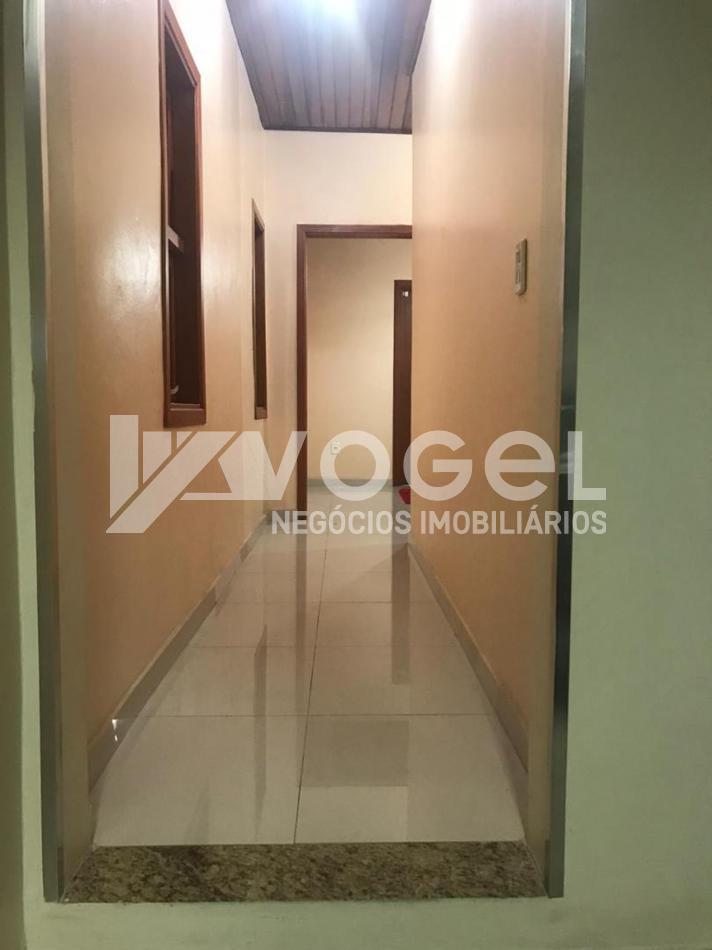 Casa à venda com 3 quartos, 272m² - Foto 3