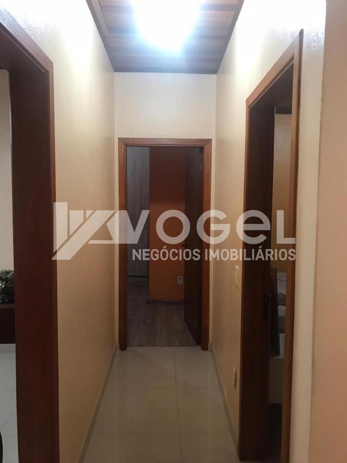 Casa à venda com 3 quartos, 272m² - Foto 7