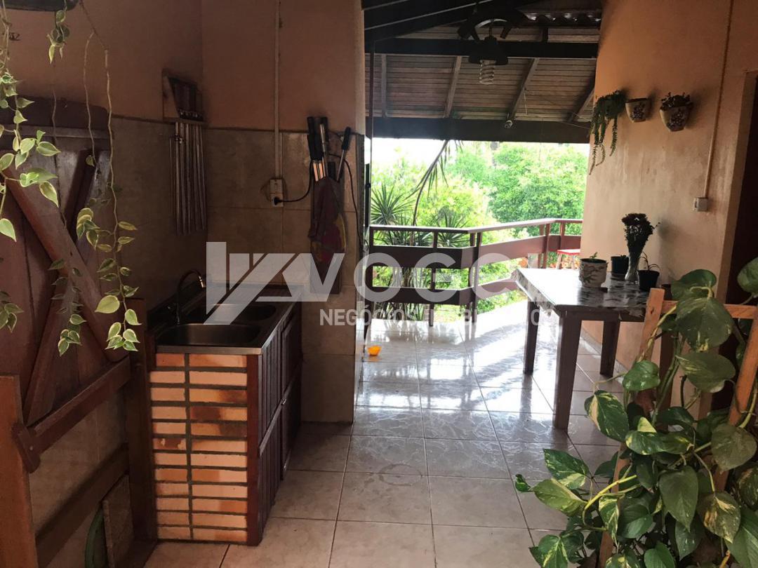 Casa à venda com 3 quartos, 272m² - Foto 19