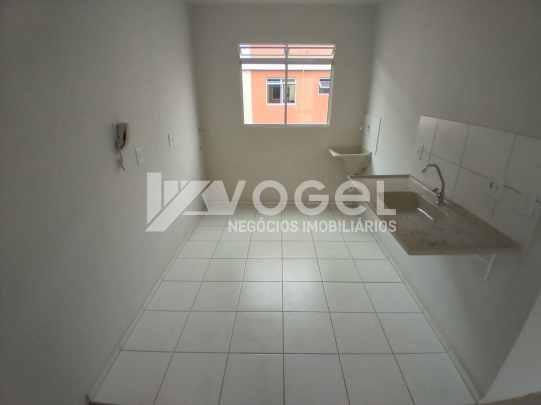 Apartamento à venda com 2 quartos, 42m² - Foto 21