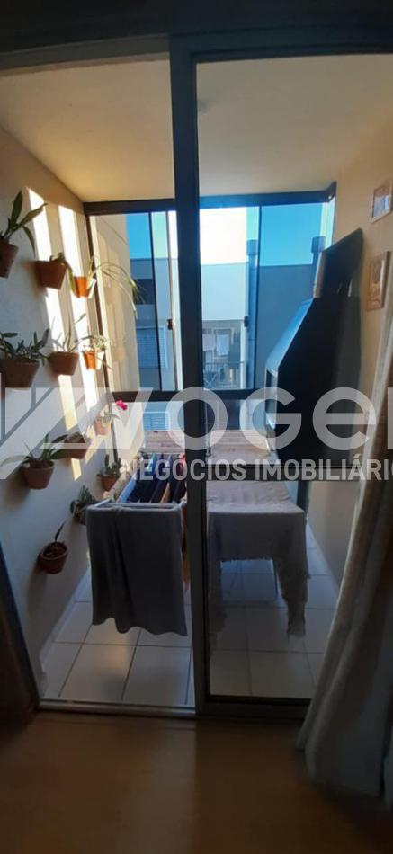 Apartamento à venda com 2 quartos, 72m² - Foto 11