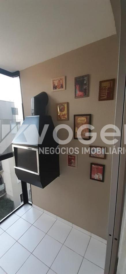 Apartamento à venda com 2 quartos, 72m² - Foto 23