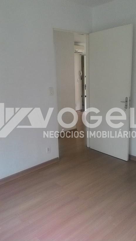 Apartamento à venda com 2 quartos, 41m² - Foto 13