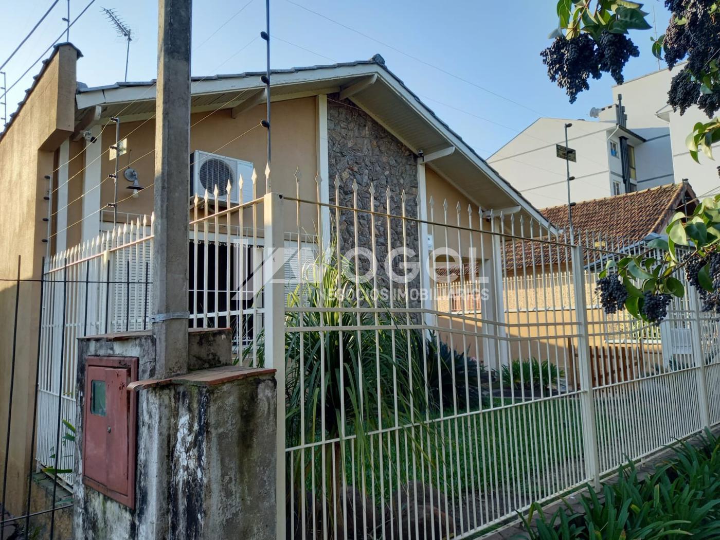 Casa à venda com 4 quartos, 30m² - Foto 3