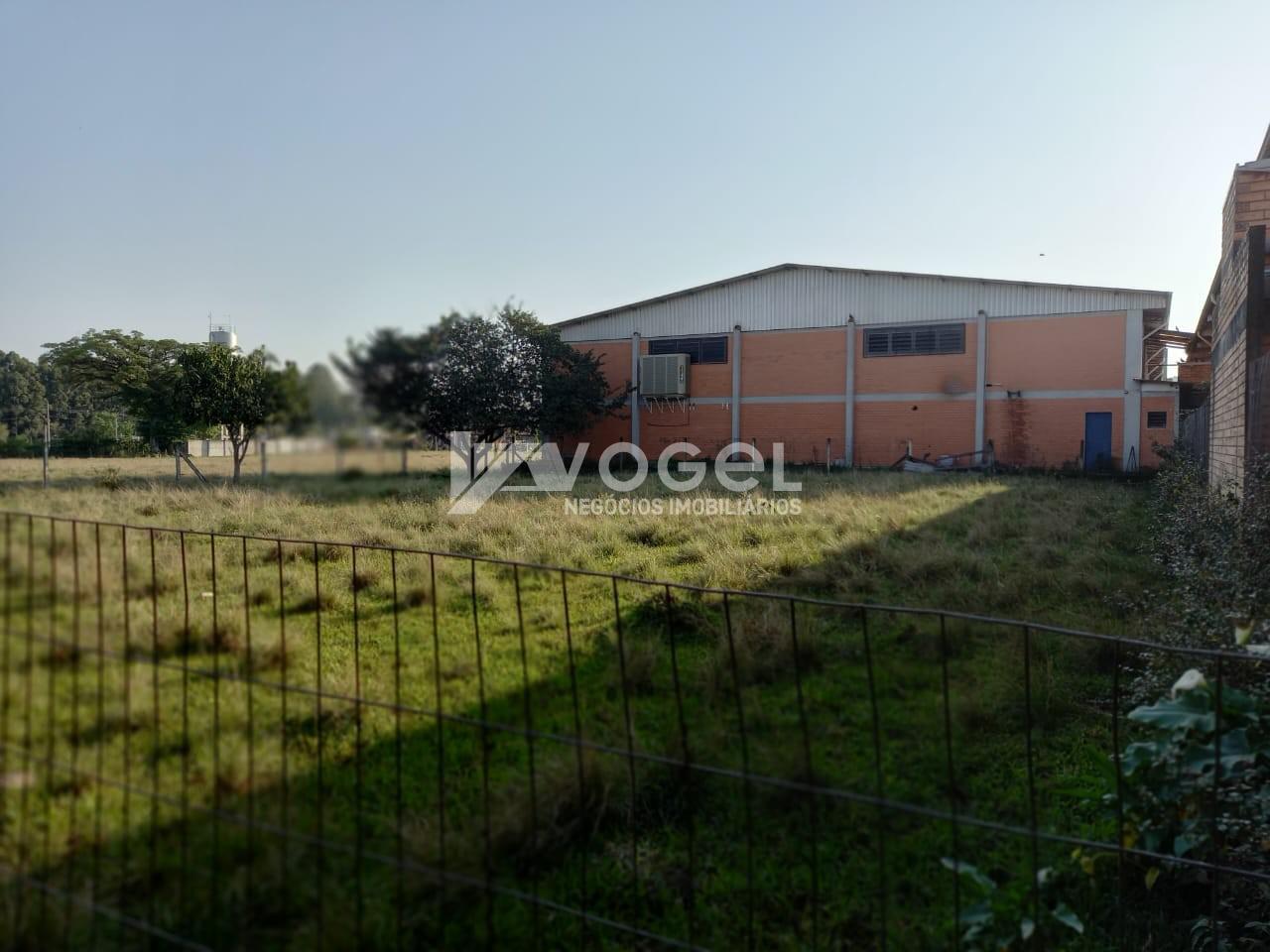 Casa à venda com 3 quartos, 150m² - Foto 2