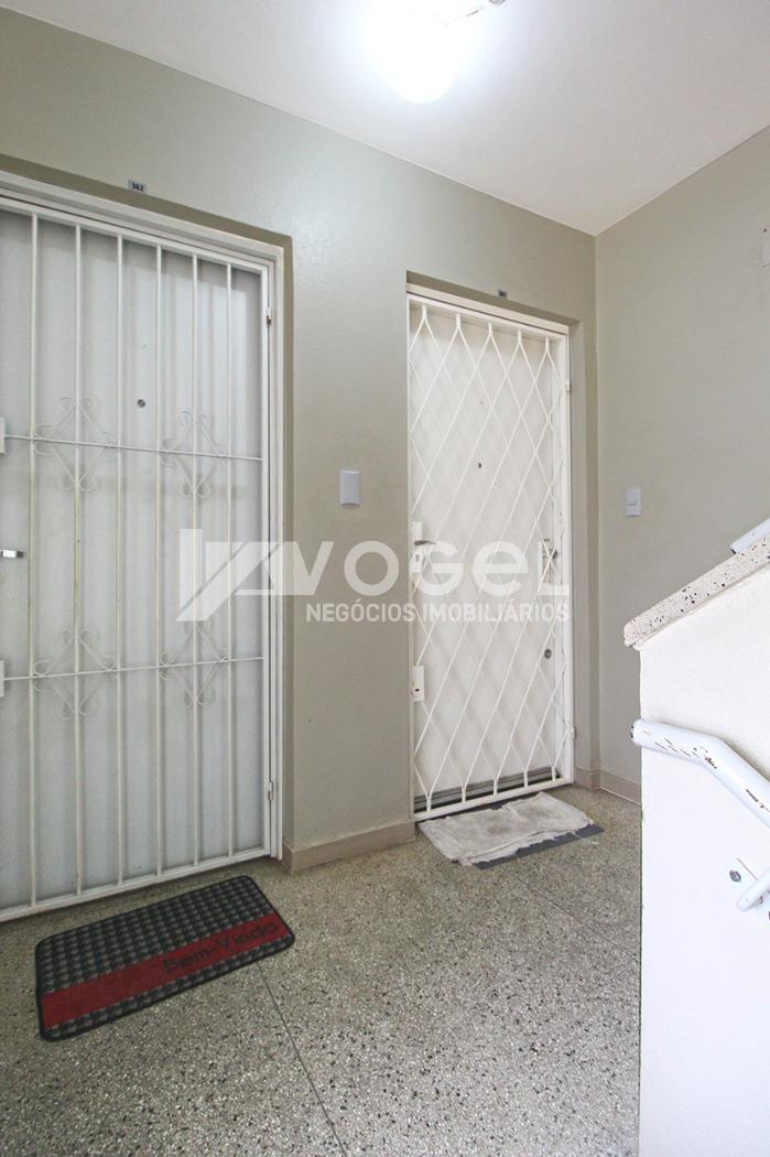 Apartamento à venda com 2 quartos, 58m² - Foto 3