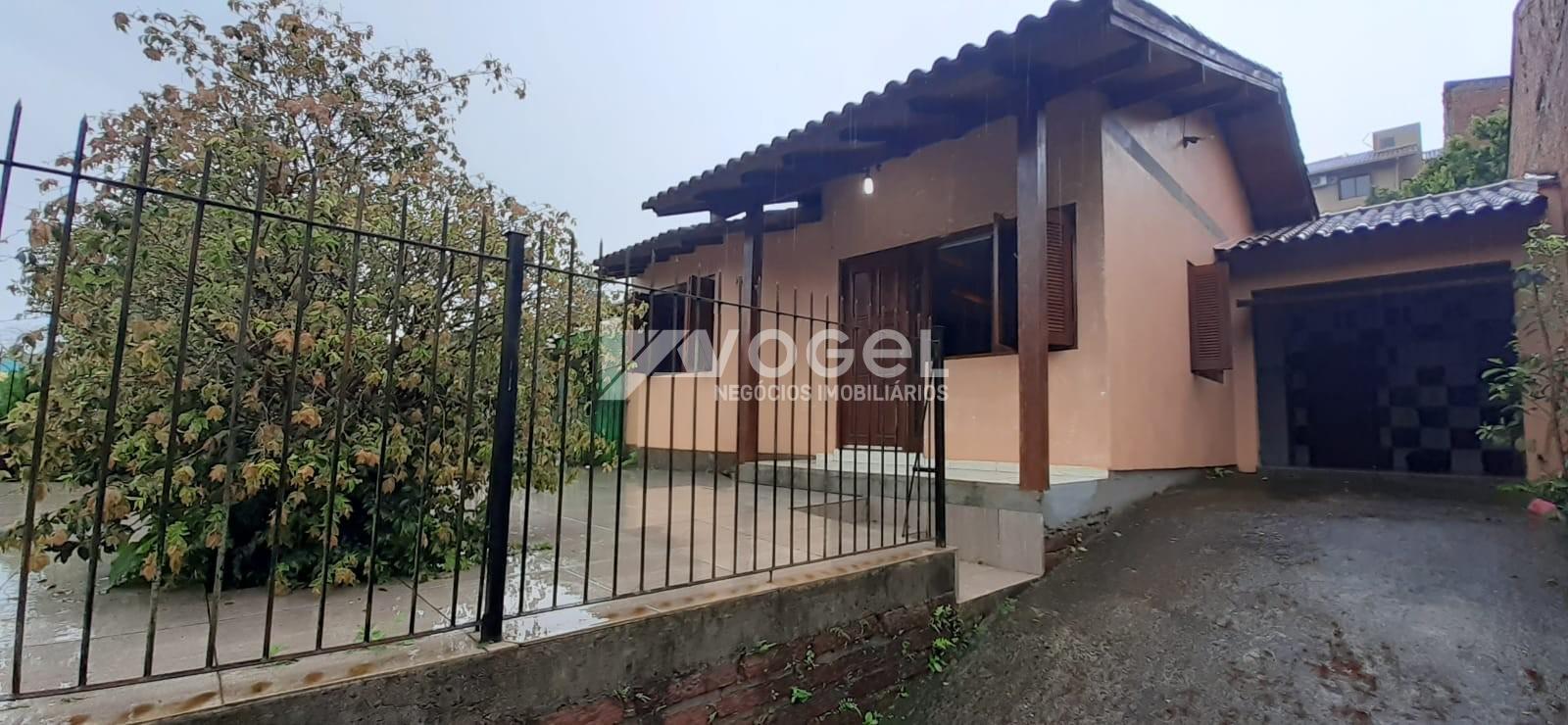 Casa à venda com 2 quartos, 90m² - Foto 1