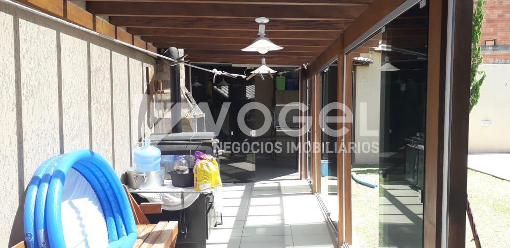 Casa à venda com 3 quartos, 120m² - Foto 11