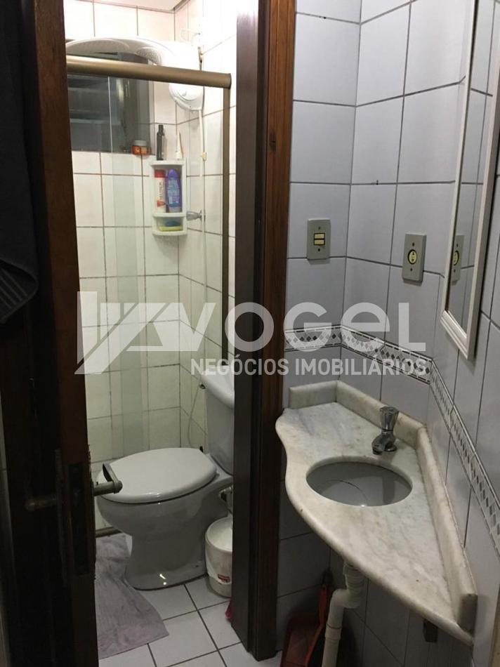 Apartamento à venda com 1 quarto, 38m² - Foto 13