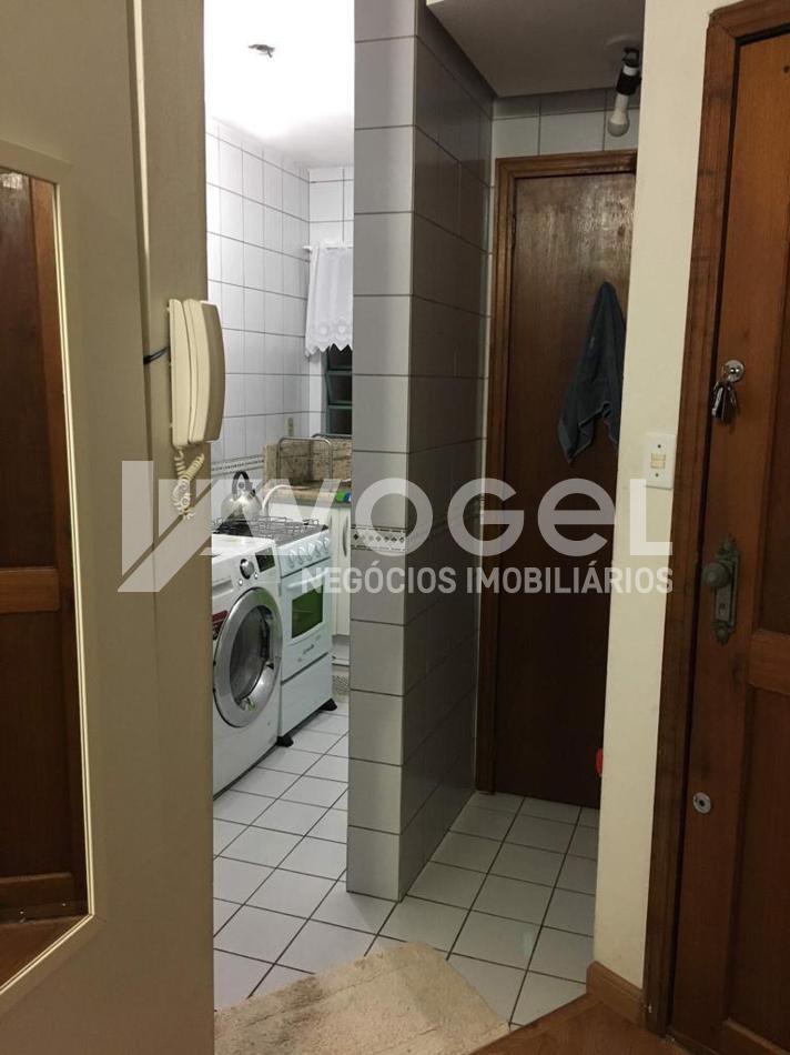 Apartamento à venda com 1 quarto, 38m² - Foto 19