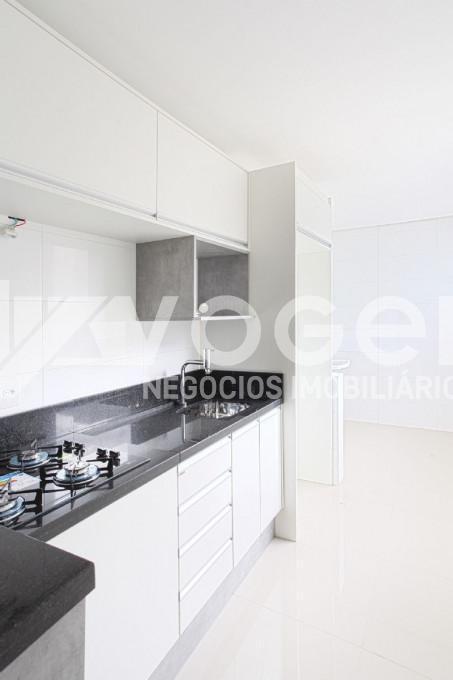 Apartamento à venda com 1 quarto, 117m² - Foto 2