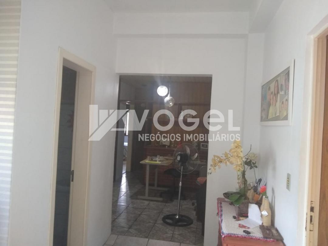 Casa à venda com 3 quartos, 200m² - Foto 11