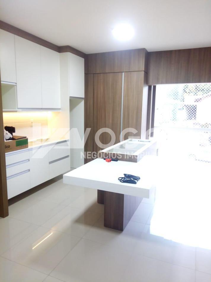 Apartamento à venda com 2 quartos, 65m² - Foto 17