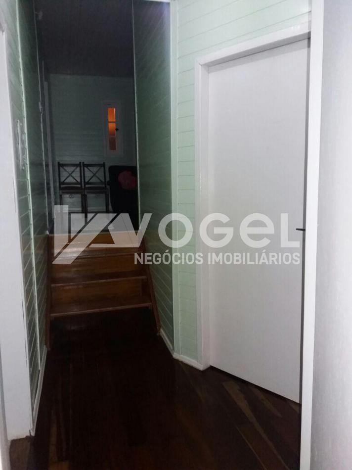 Casa à venda com 3 quartos, 450m² - Foto 2