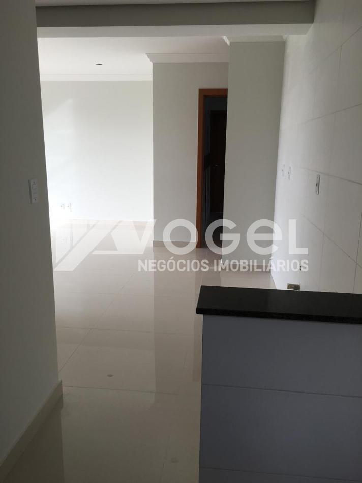 Apartamento à venda com 2 quartos, 67m² - Foto 11