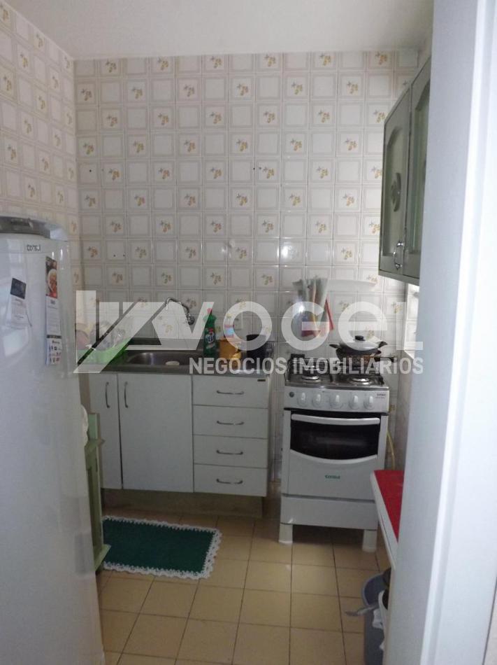 Apartamento à venda com 1 quarto, 37m² - Foto 3