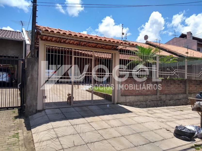 Casa à venda com 3 quartos, 149m² - Foto 1