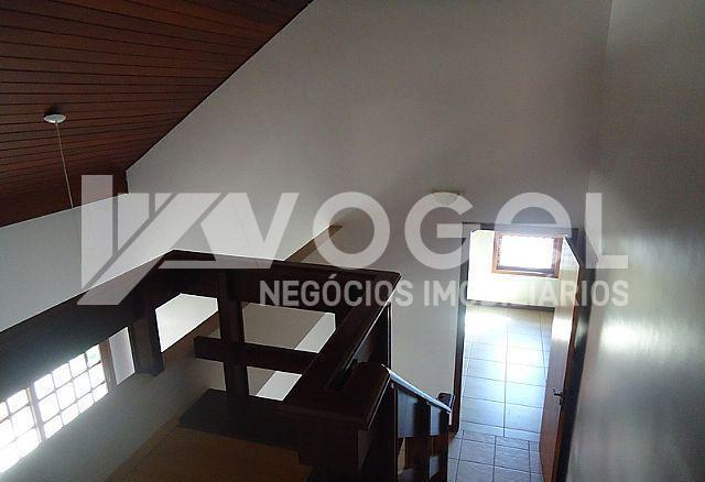 Casa à venda com 3 quartos, 226m² - Foto 26