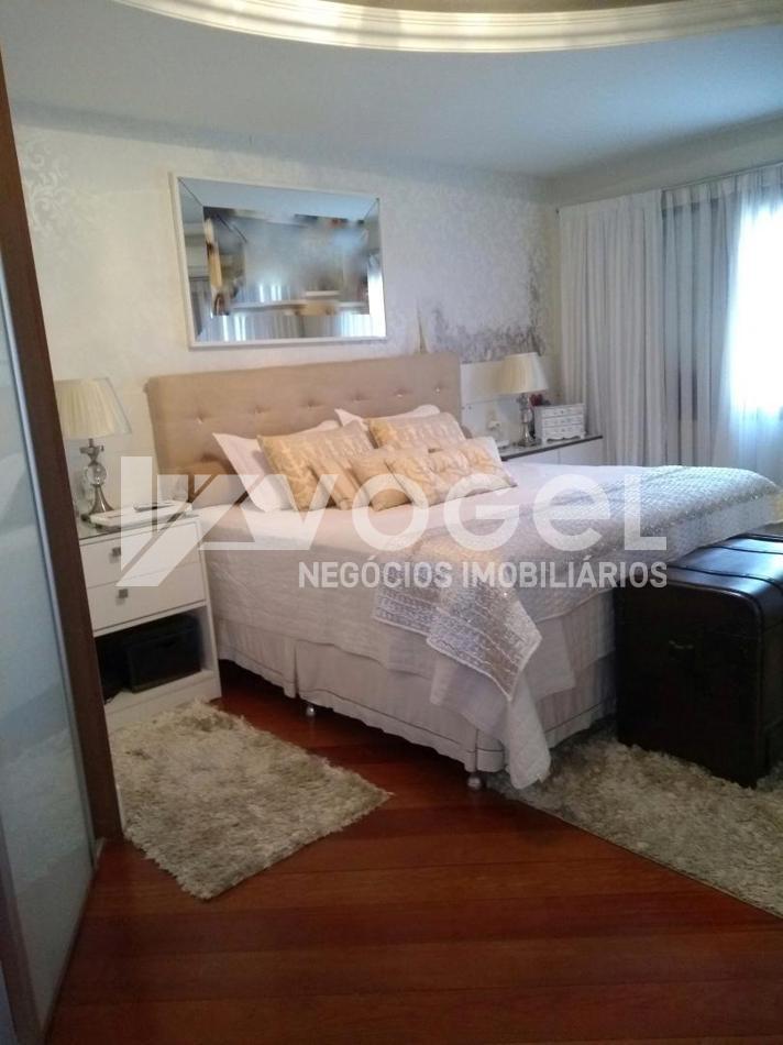 Apartamento à venda com 3 quartos, 1620m² - Foto 3