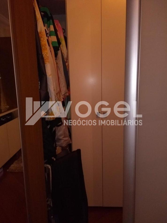 Apartamento à venda com 3 quartos, 1620m² - Foto 7