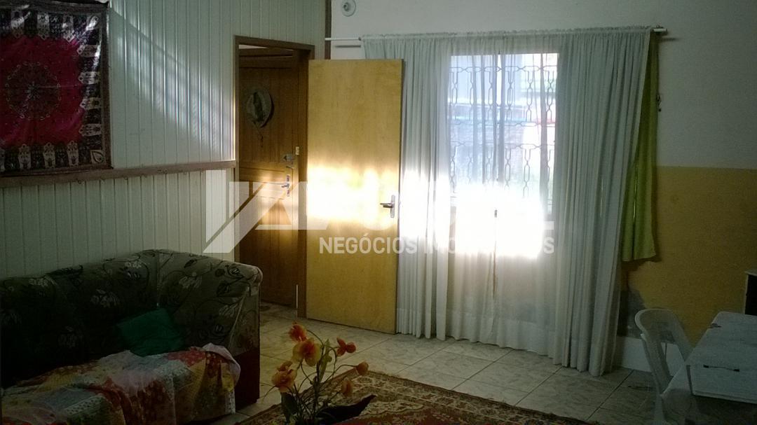 Casa à venda com 1 quarto, 300m² - Foto 6