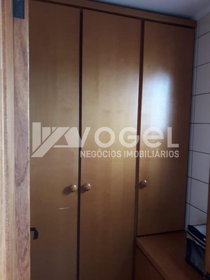 Apartamento à venda com 3 quartos, 134m² - Foto 9