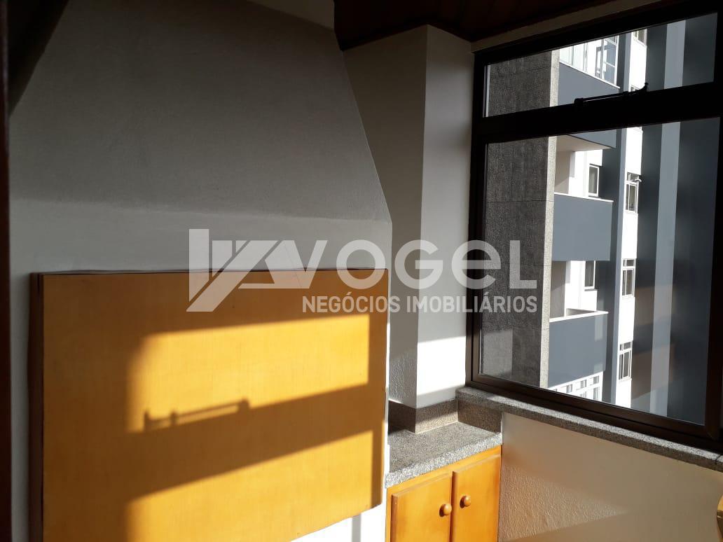 Apartamento à venda com 3 quartos, 134m² - Foto 20