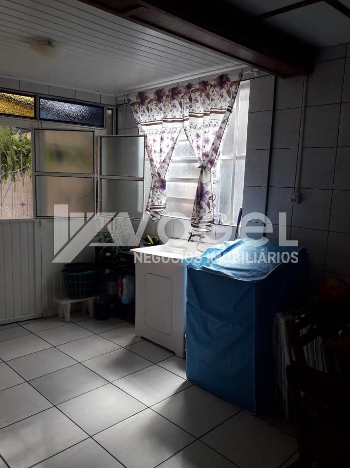 Casa à venda com 2 quartos, 180m² - Foto 6