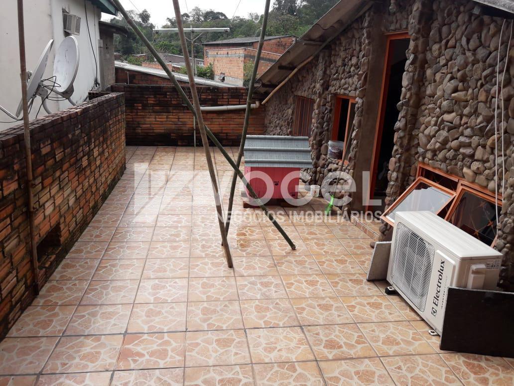 Casa à venda com 2 quartos, 180m² - Foto 27