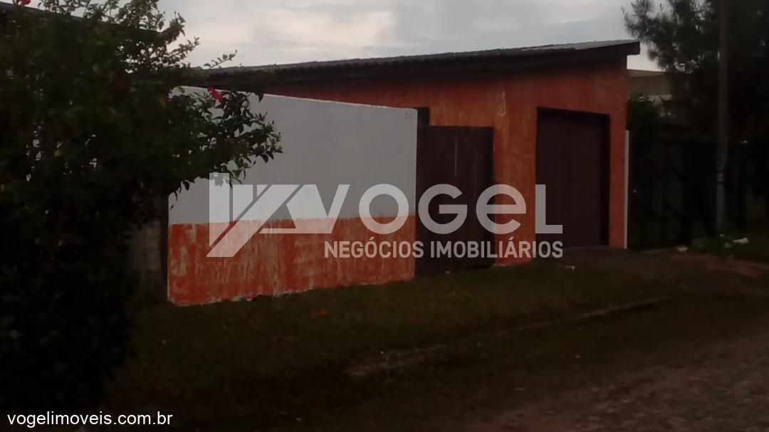 Casa à venda com 4 quartos, 140m² - Foto 2