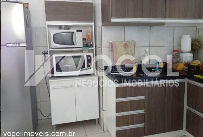 Casa à venda com 3 quartos, 250m² - Foto 10